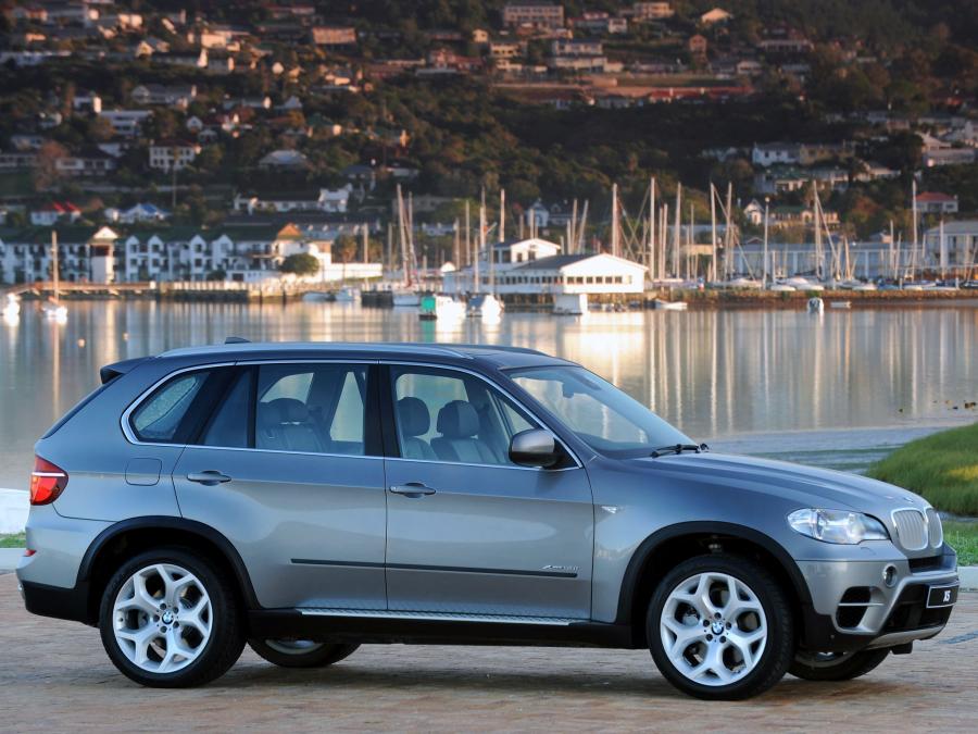  BMW X5 xDrive 5.0i 2010 года  (ZA) (фото 14 из 16)